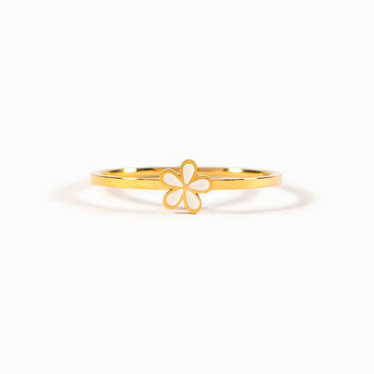 Minimalist Daisy Ring